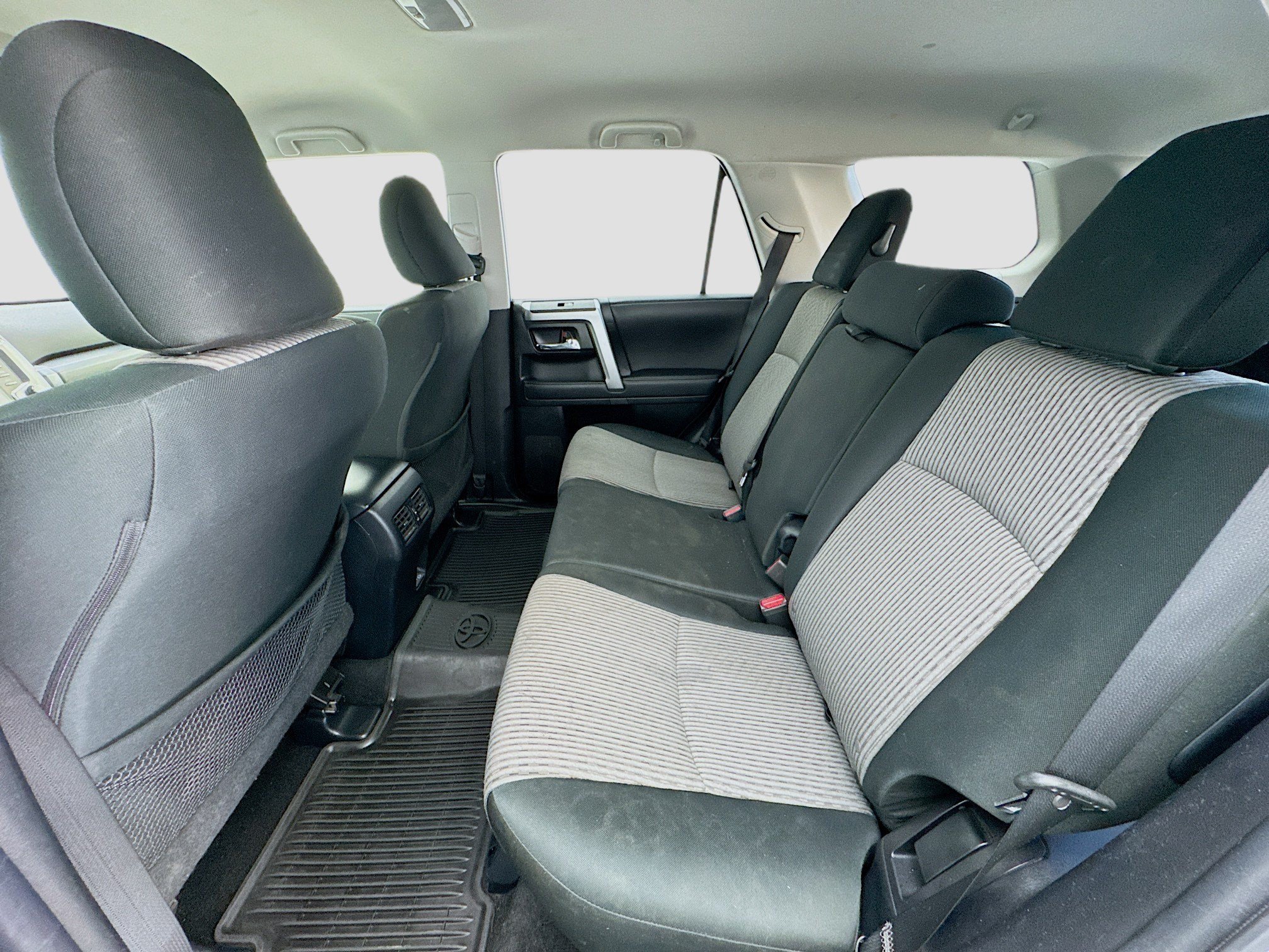 Used 2023 Toyota 4Runner SR5 RWD image 15