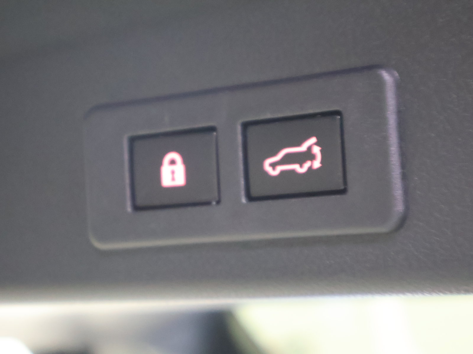 Used 2022 Subaru Ascent Limited AWD/4WD image 11