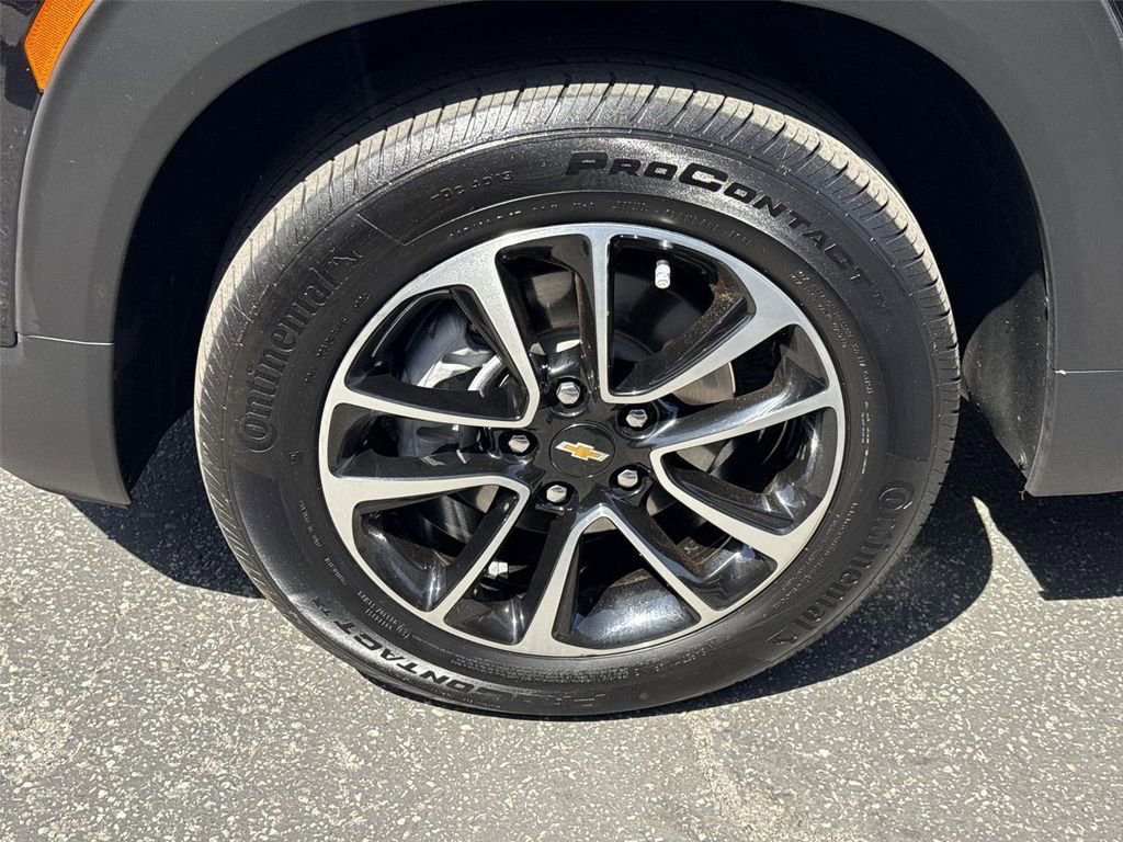 Used 2025 Chevrolet TrailBlazer LT FWD image 29