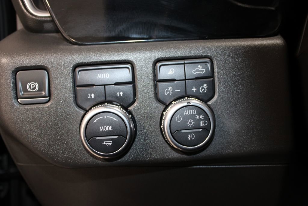 Used 2025 GMC Sierra 1500 SLT image 37