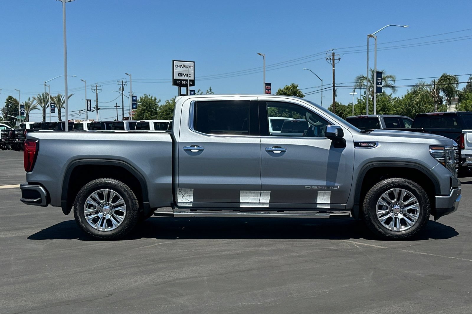 New 2026 GMC Sierra 1500 Denali AWD/4WD image 3