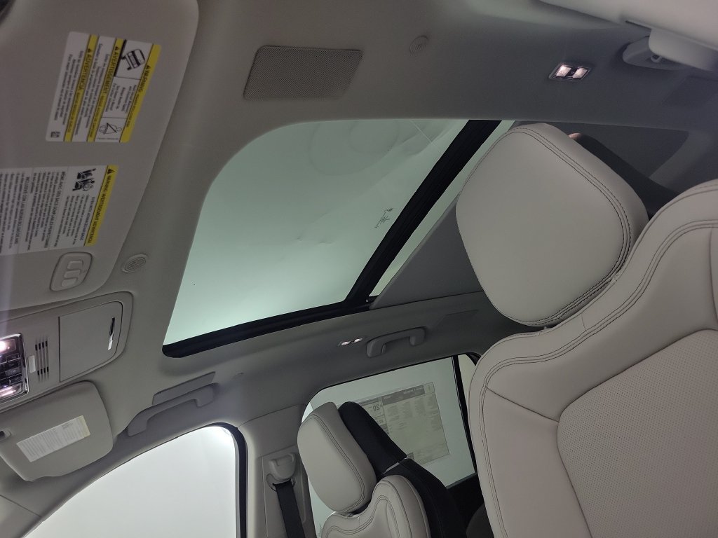 New 2027 Lincoln Aviator Reserve w/ Luxury Package RWD image 18