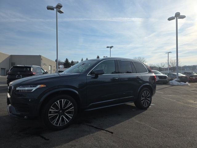 Used 2022 Volvo XC90 T6 Momentum w/ Advanced Package image 8