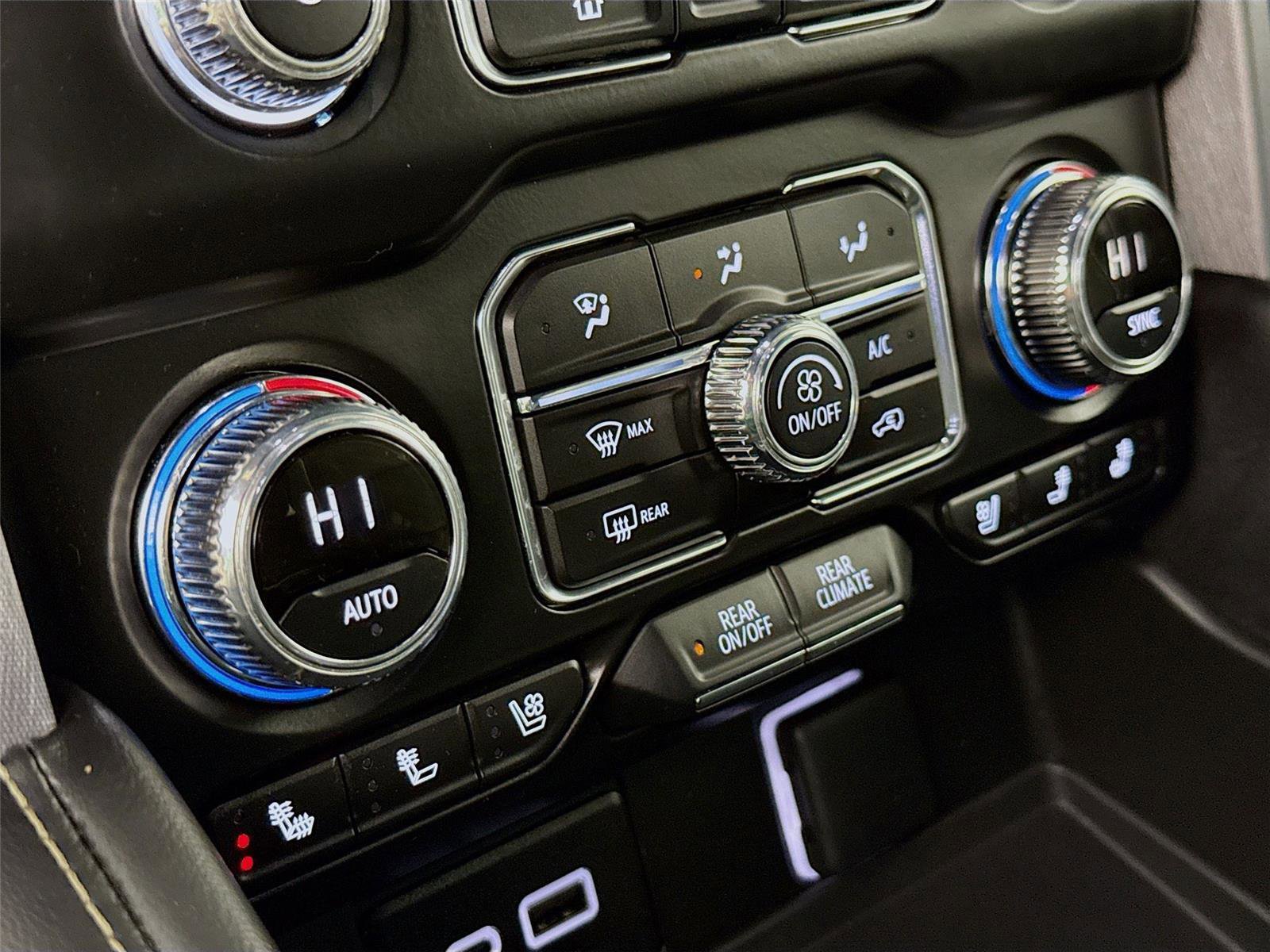 Used 2024 GMC Yukon SLT image 15