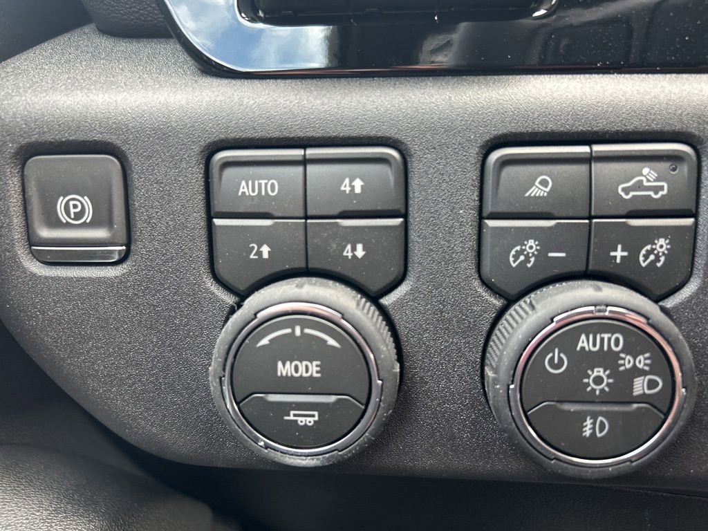 New 2026 Chevrolet Silverado 3500 High Country w/ Technology Package AWD/4WD image 19