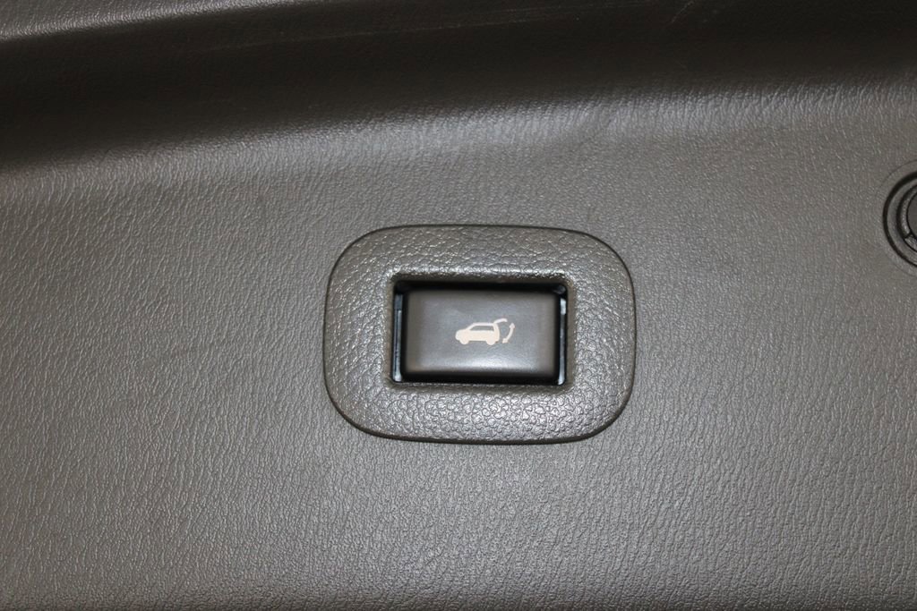 Used 2018 Nissan Armada Platinum w/ Captain Seat Package image 31