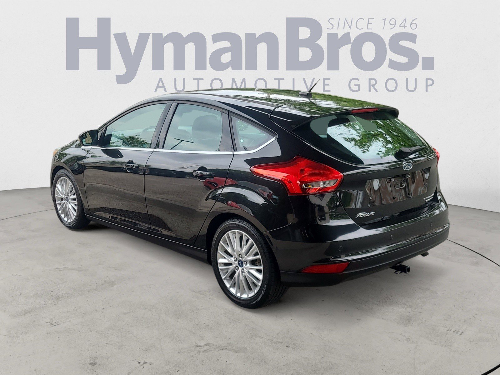 Used 2015 Ford Focus Titanium FWD image 5
