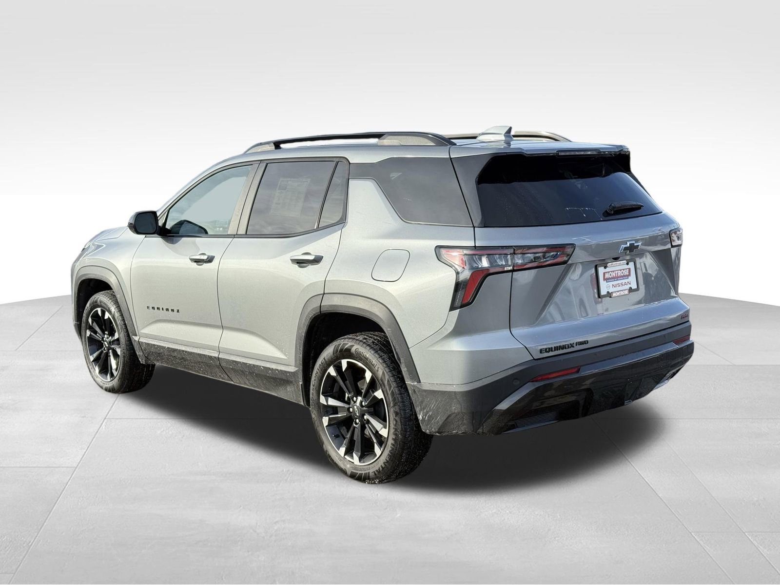 Used 2025 Chevrolet Equinox RS image 4