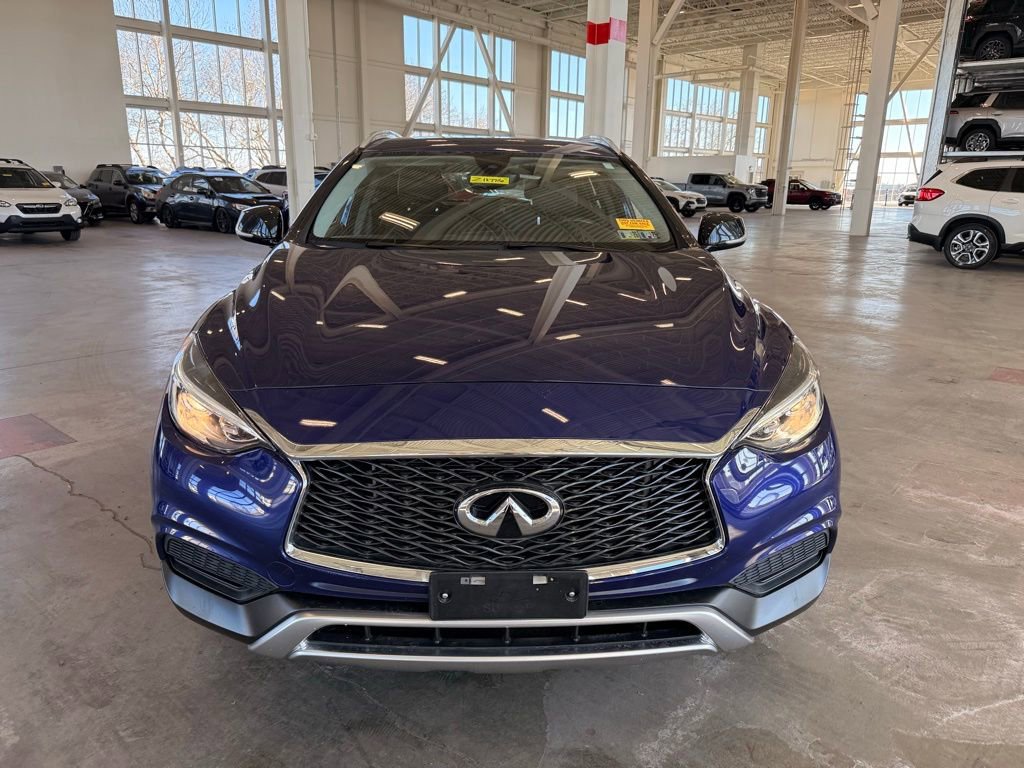 Used 2018 INFINITI QX30 Premium w/ Cargo Package image 8