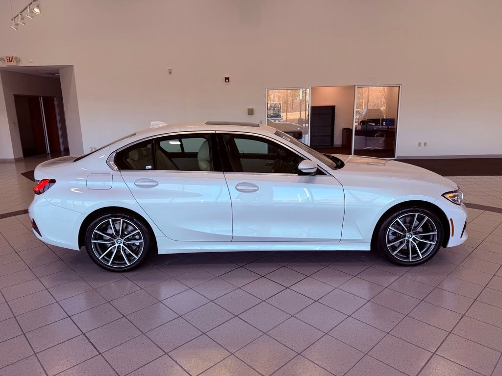 Used 2022 BMW 330i Sedan image 15