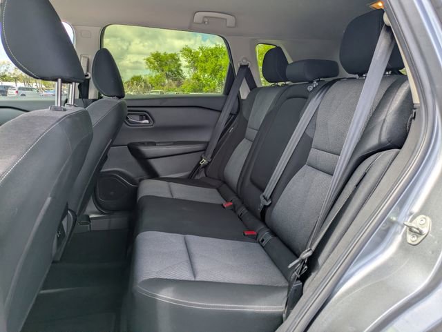 Used 2024 Nissan Rogue SV image 14