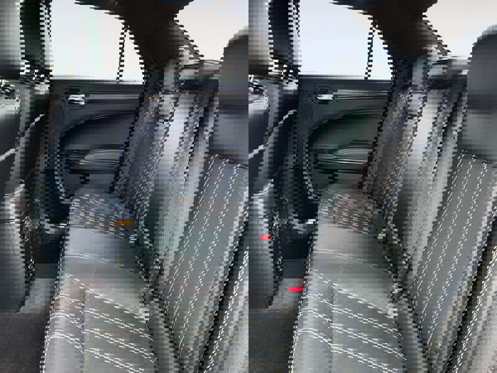 Used 2016 Chrysler 300 S image 24