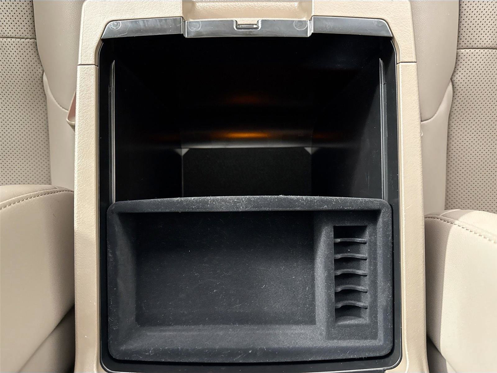 Used 2023 Lexus GX 460 Premium image 36