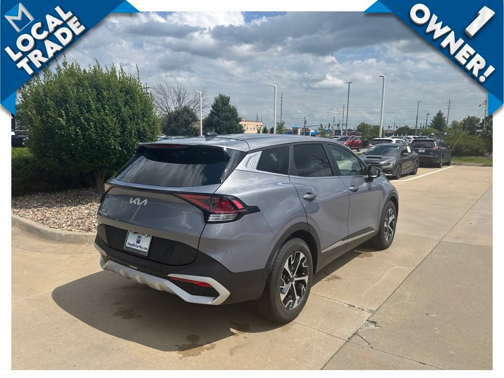 Used 2025 Kia Sportage EX FWD image 5