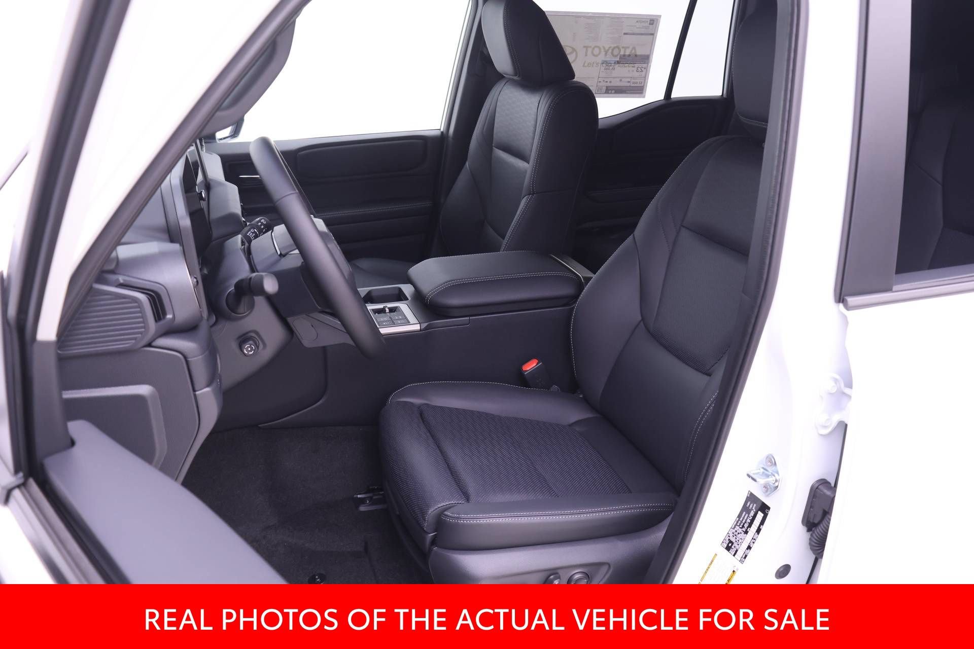 New 2027 Toyota Land Cruiser w/ Premium Package AWD/4WD image 4