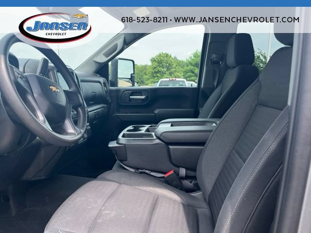 Used 2024 Chevrolet Silverado 2500 Custom w/ Custom Value Package AWD/4WD image 9