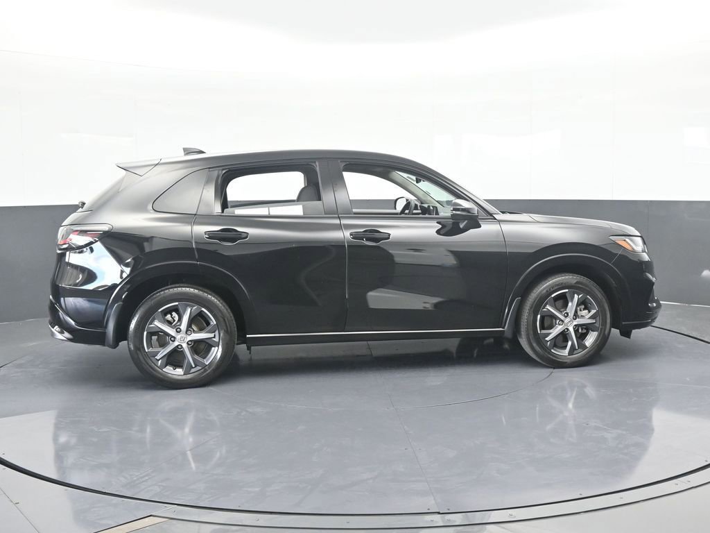 Used 2023 Honda HR-V EX-L image 7