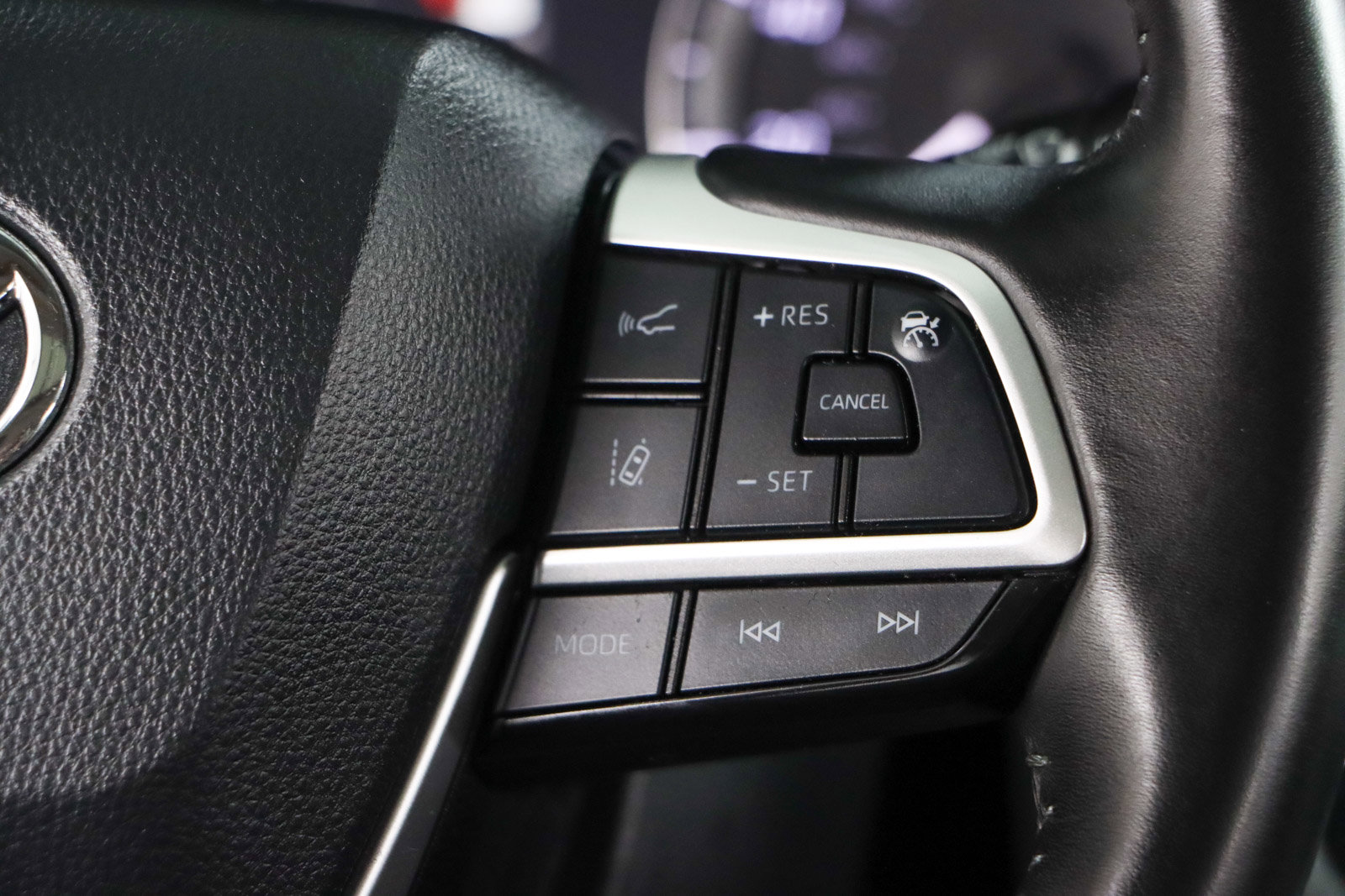 Used 2024 Toyota Highlander XLE image 15