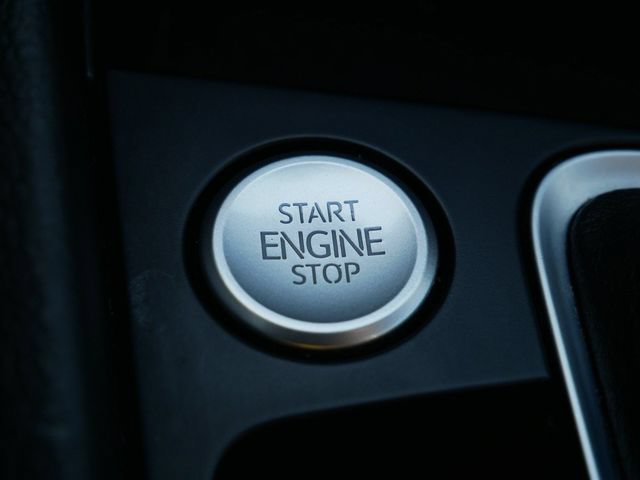 Used 2024 Volkswagen Jetta SE FWD image 25