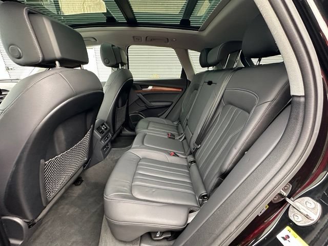 Used 2023 Audi Q5 2.0T Premium Plus w/ Premium Plus Package AWD/4WD image 31