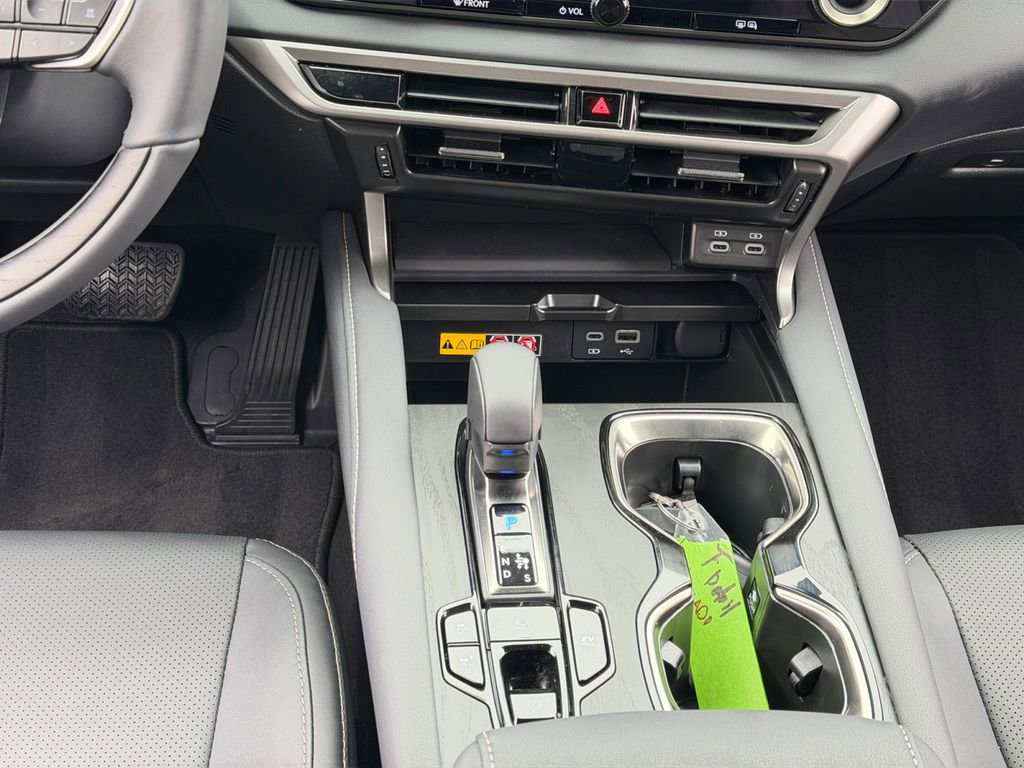 Certified 2025 Lexus RX 350h 350h Premium w/ Accessory Package image 12