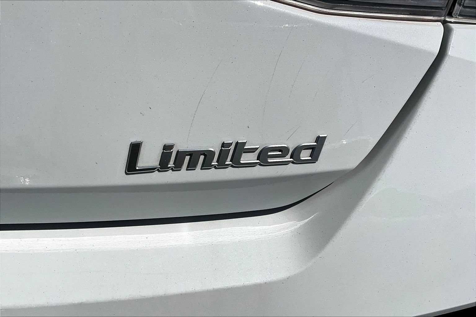 Used 2025 Hyundai Elantra Limited FWD image 24