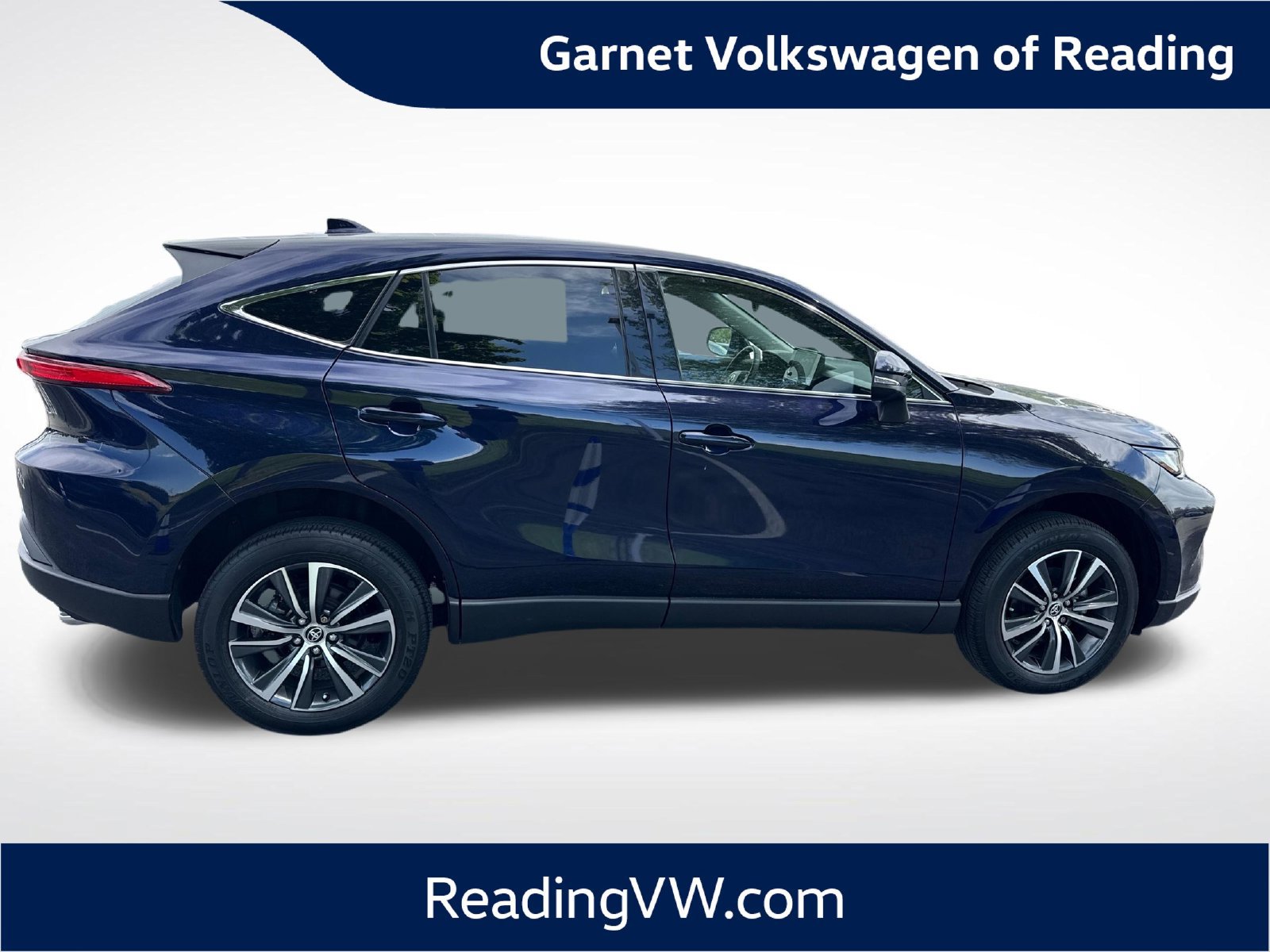 Used 2023 Toyota Venza LE AWD/4WD image 6
