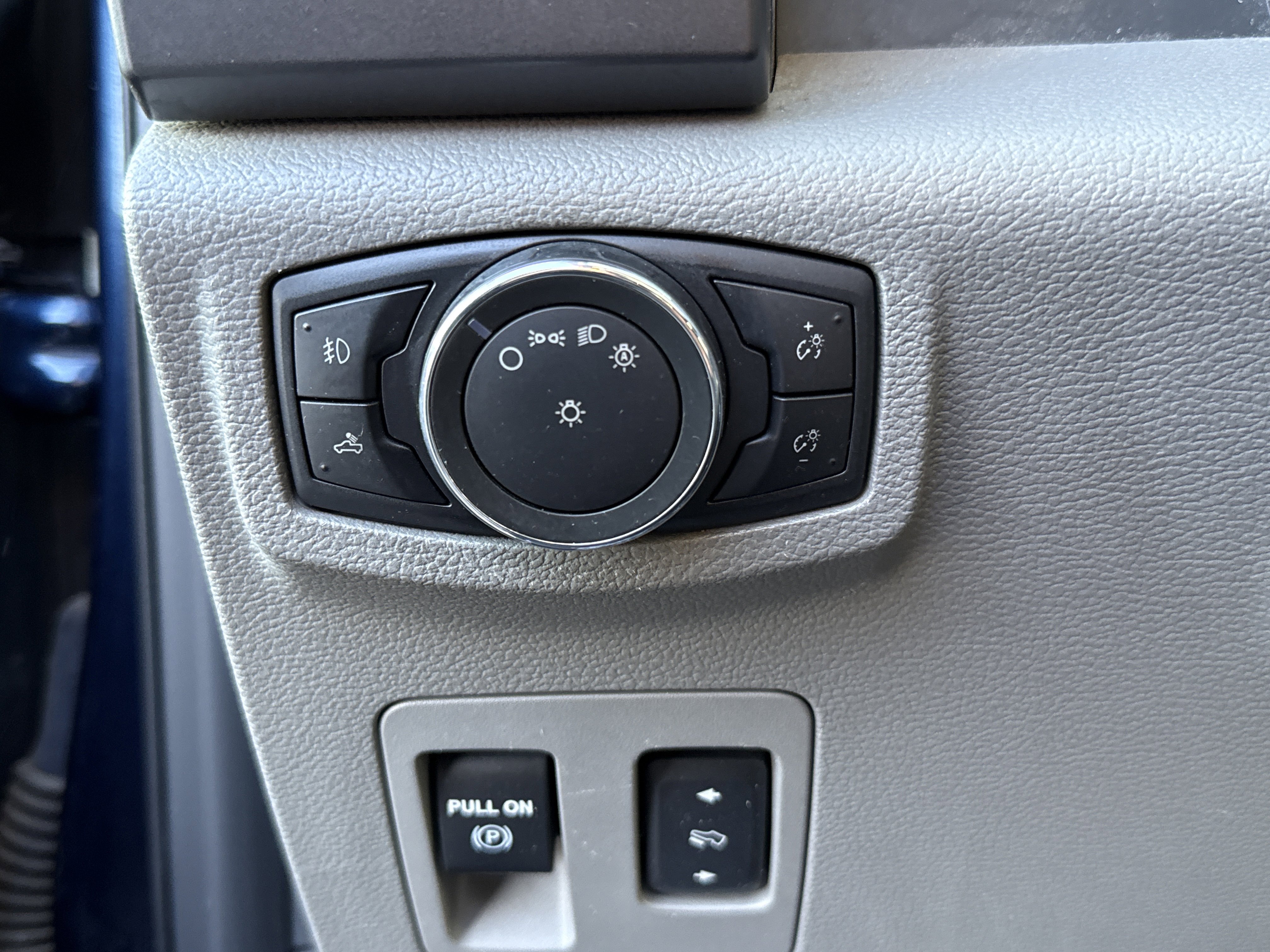 Used 2016 Ford F150 XLT w/ Equipment Group 301A Mid image 20