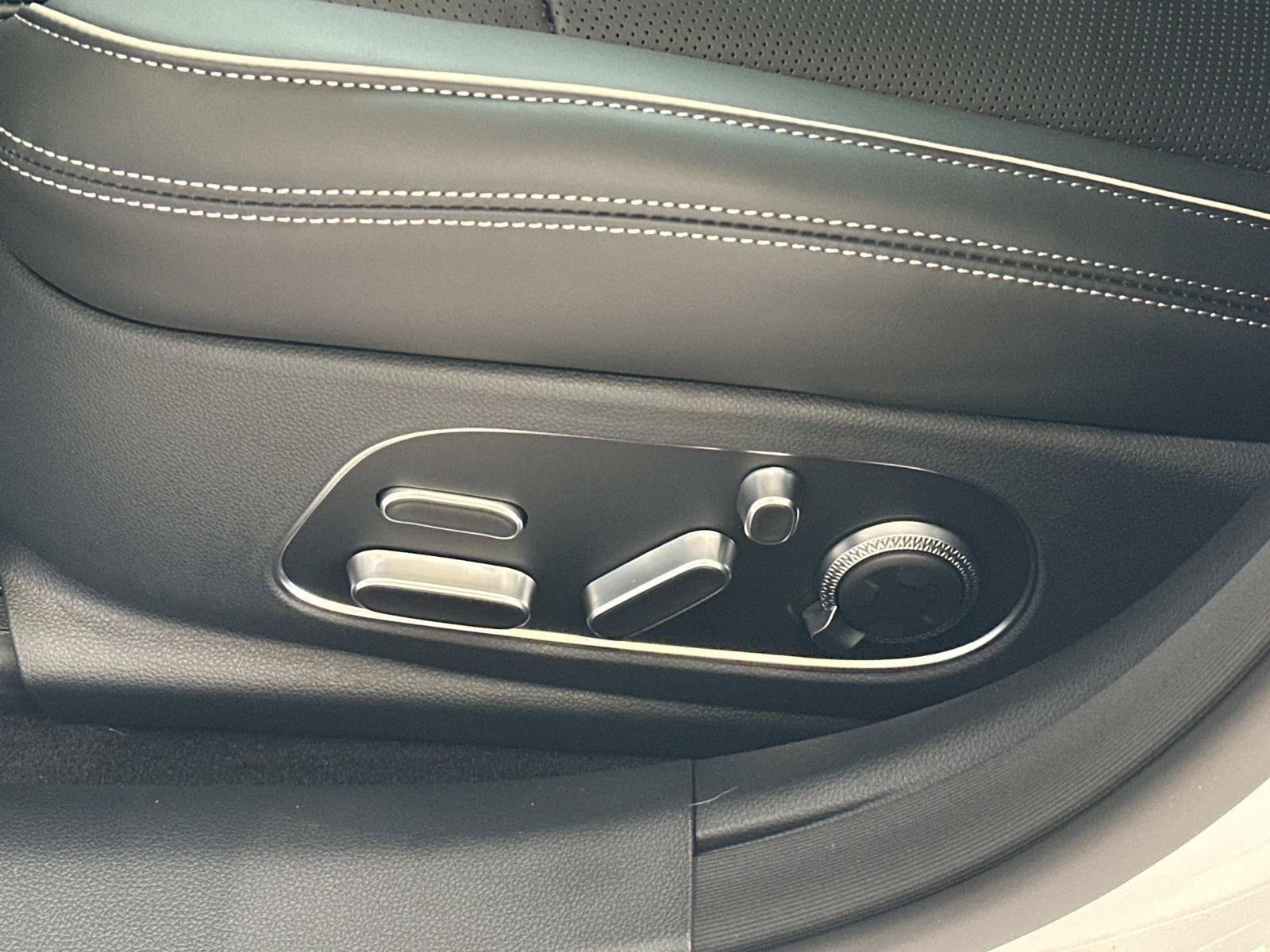 New 2026 Genesis G90 3.5T AWD/4WD image 26