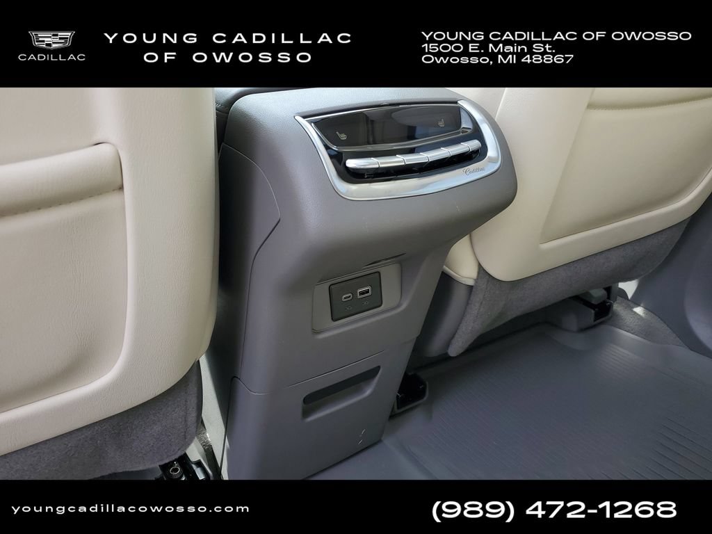 Certified 2025 Cadillac XT6 Premium Luxury w/ LPO, Floor Liner Package AWD/4WD image 29