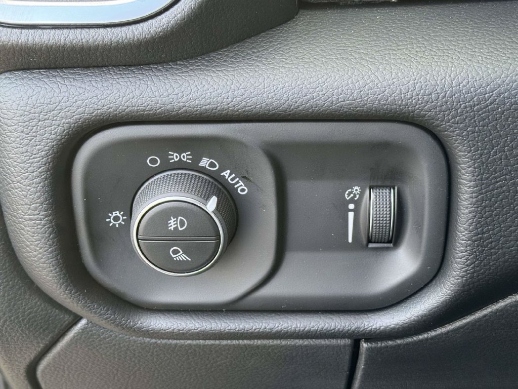 New 2026 RAM 2500 Big Horn AWD/4WD image 27