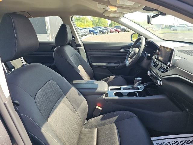 Used 2024 Nissan Altima 2.5 SV image 30
