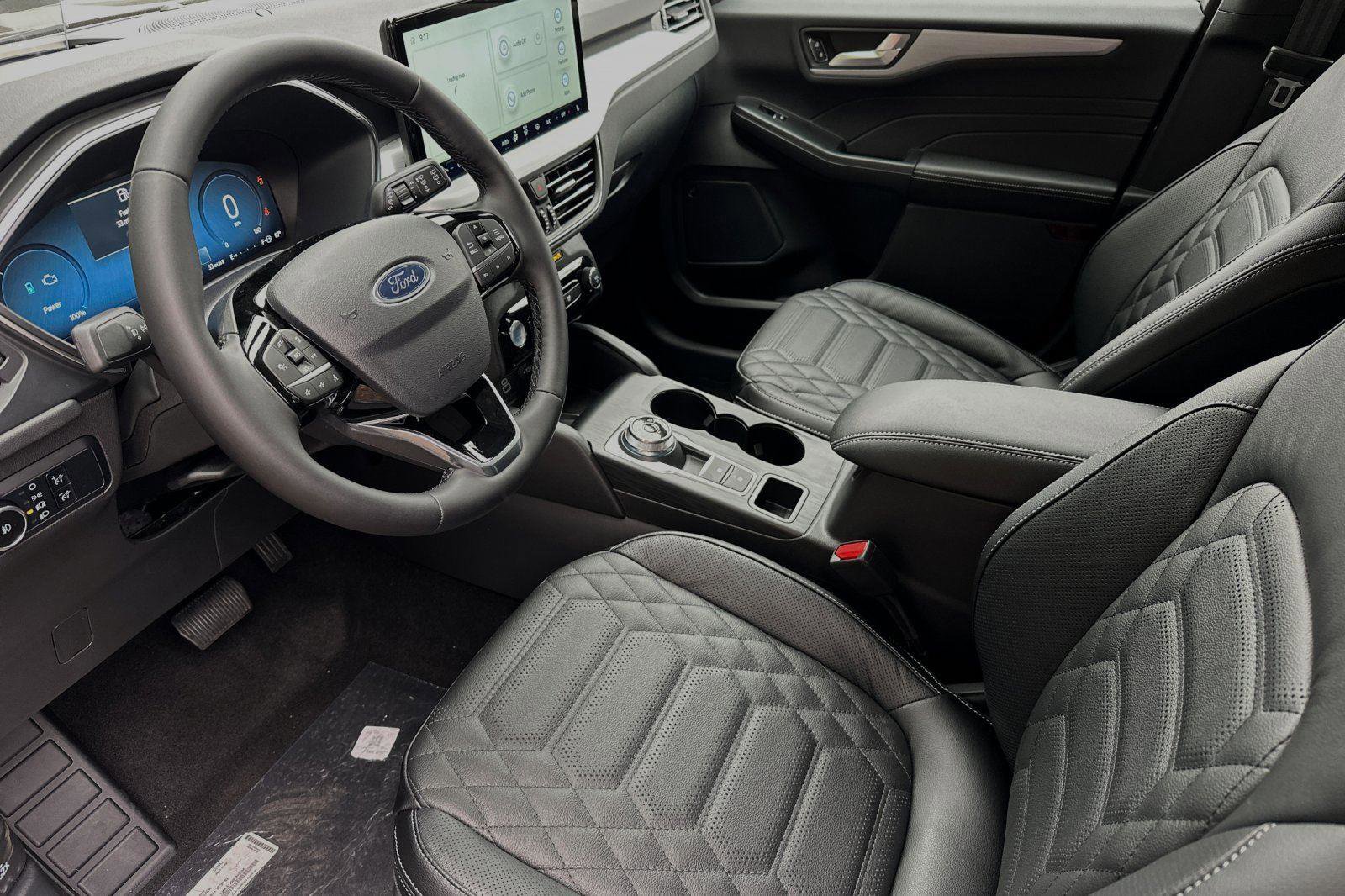 New 2024 Ford Escape PHEV w/ PHEV Premium Package image 7