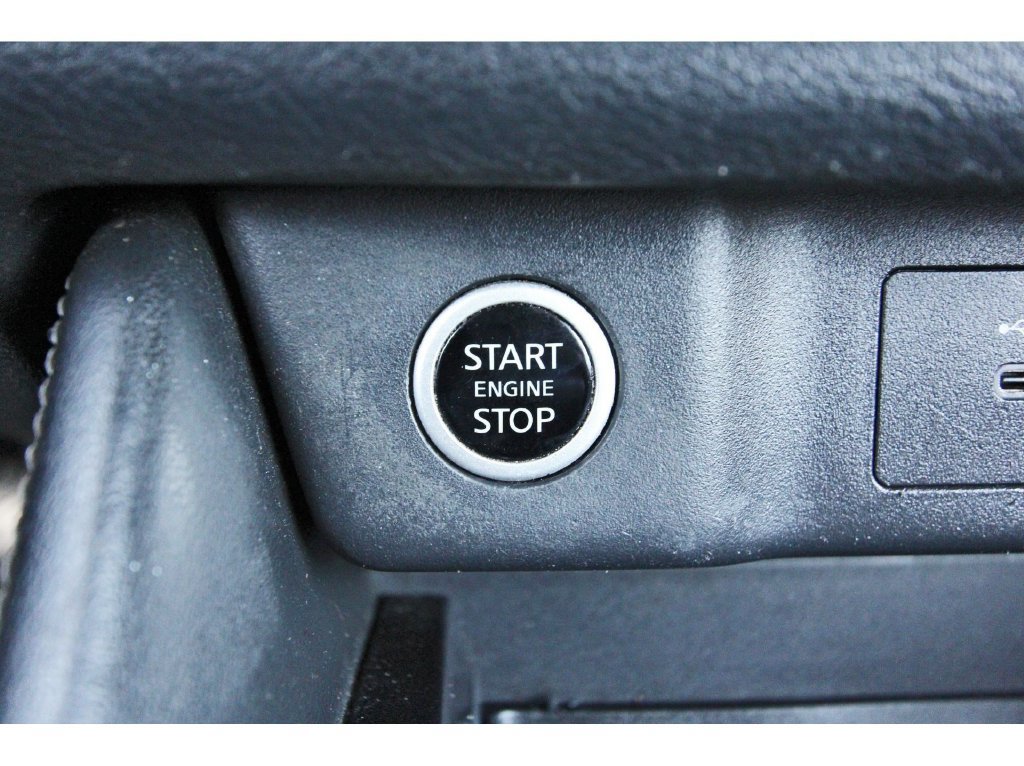Used 2022 Nissan Rogue SL FWD image 30
