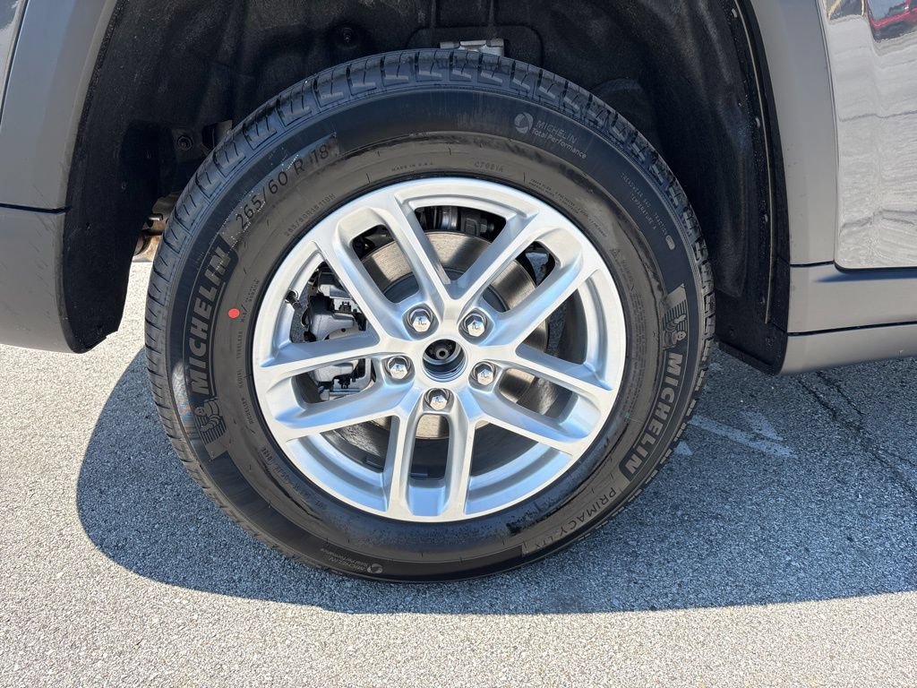 New 2026 Jeep Grand Cherokee Laredo X AWD/4WD image 12