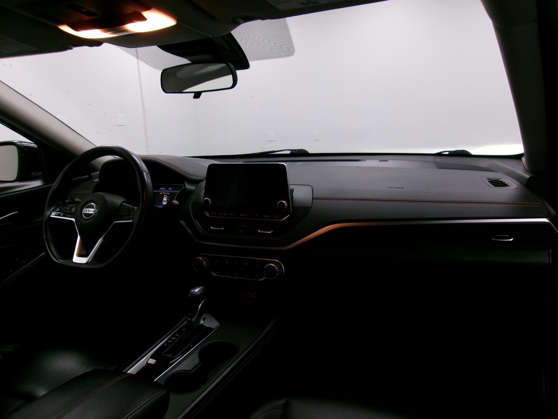 Used 2021 Nissan Altima 2.0 SR image 3