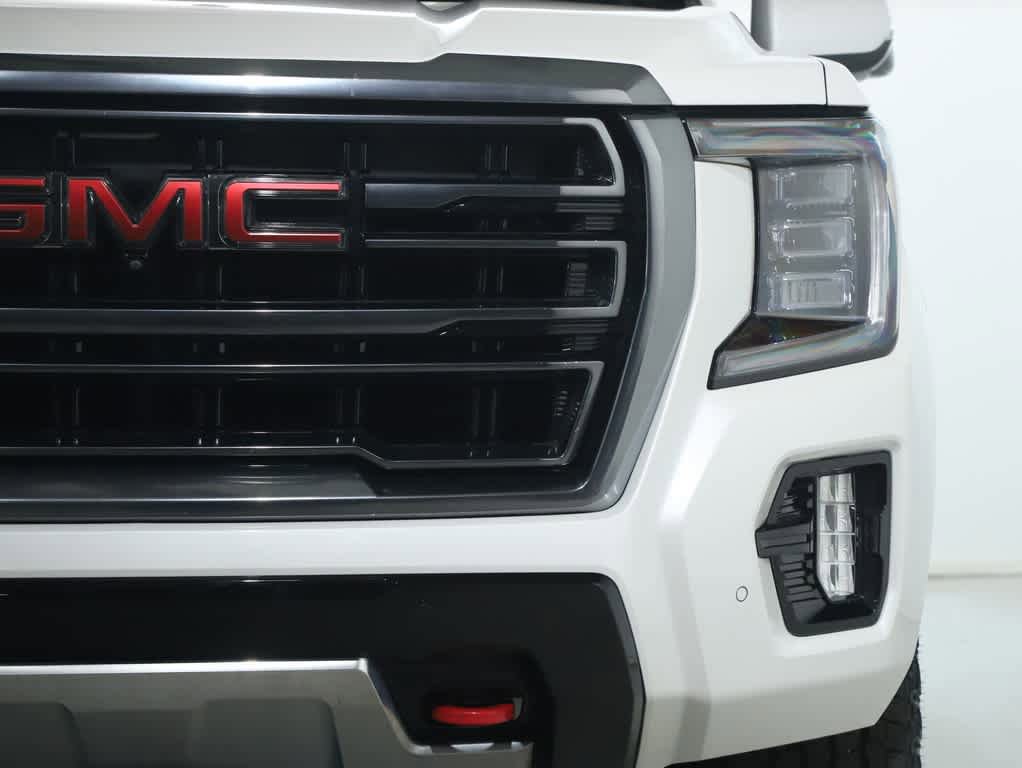 Used 2021 GMC Yukon XL AT4 w/ Rear Media and Nav Package image 7