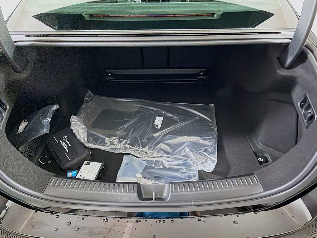 New 2026 Mercedes-Benz E 350 4MATIC Sedan image 28