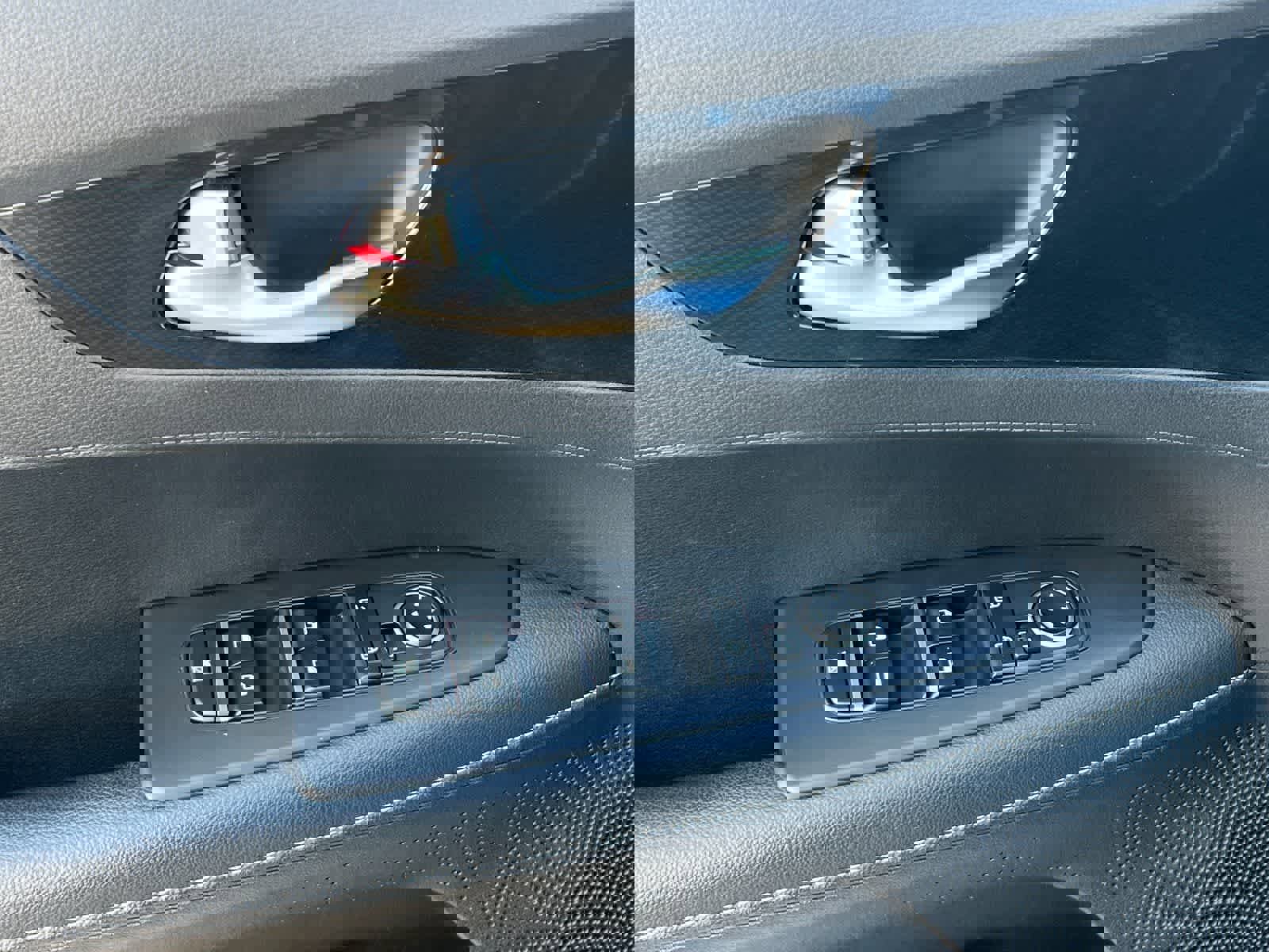 Used 2023 Kia Forte GT-Line w/ GT-Line Premium Package image 13