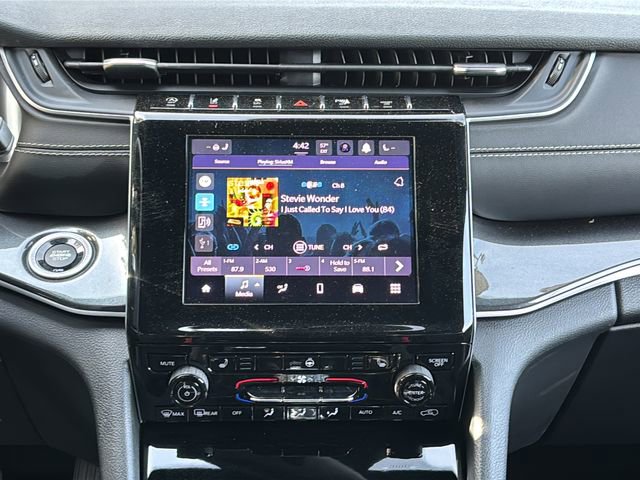 Certified 2023 Jeep Grand Cherokee Altitude image 19