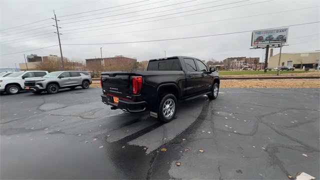 Used 2022 GMC Sierra 1500 AT4 w/ AT4 Premium Package image 8