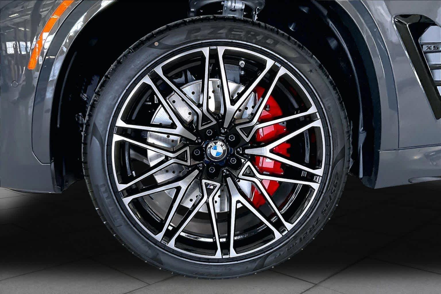 New 2026 BMW X5 M Competition w/ Executive Package AWD/4WD image 11