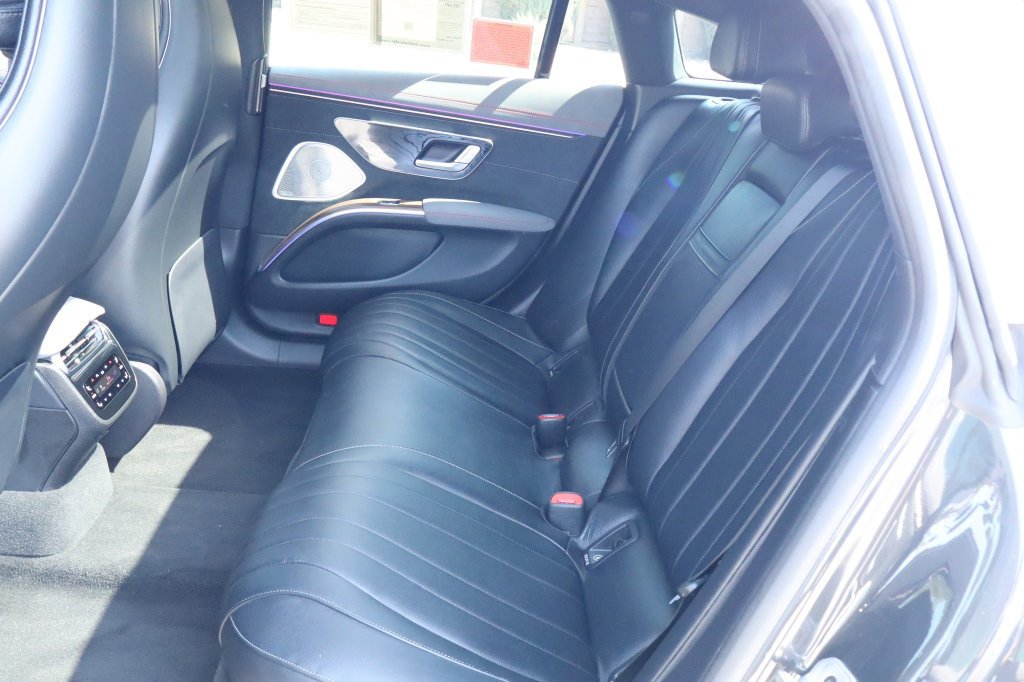 Used 2023 Mercedes-Benz EQS 580 4MATIC Sedan image 26