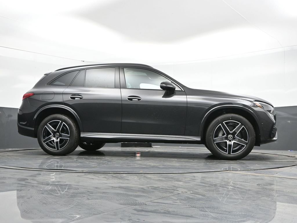 New 2025 Mercedes-Benz GLC 300 4MATIC image 41
