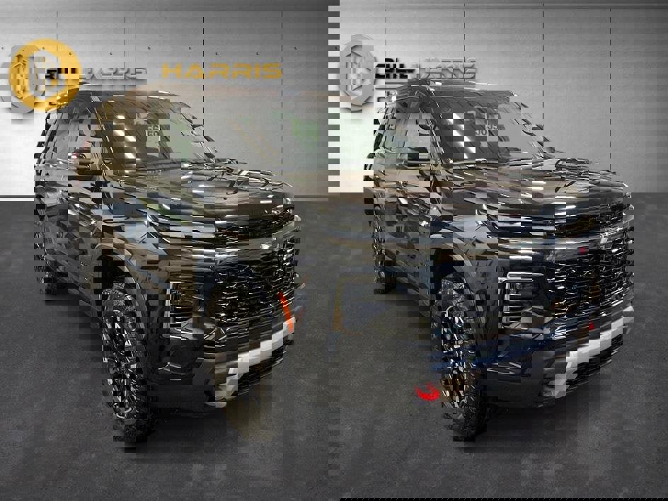 New 2026 Chevrolet Traverse Z71 w/ Driver Confidence Package image 3