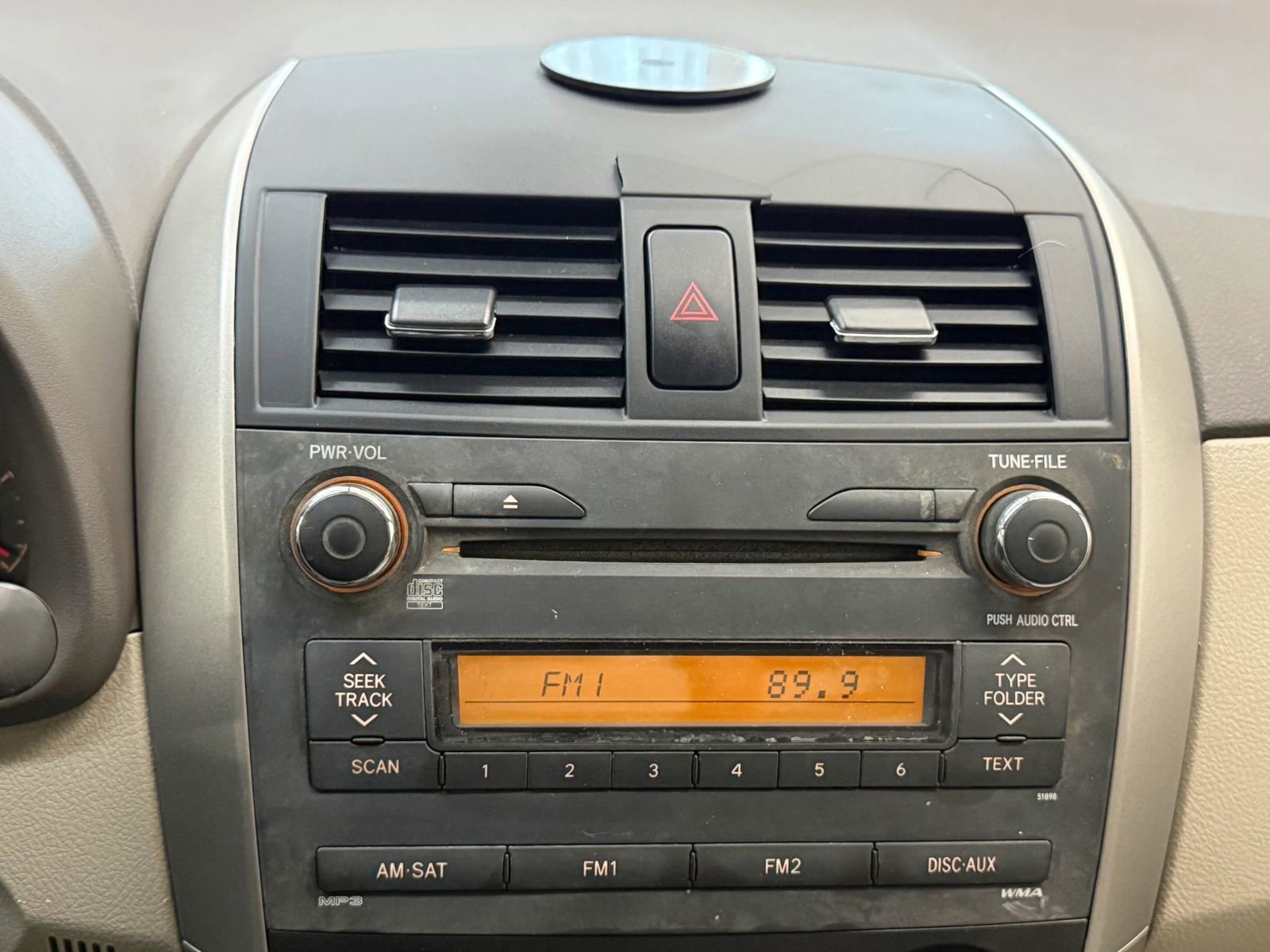 Used 2010 Toyota Corolla LE image 32