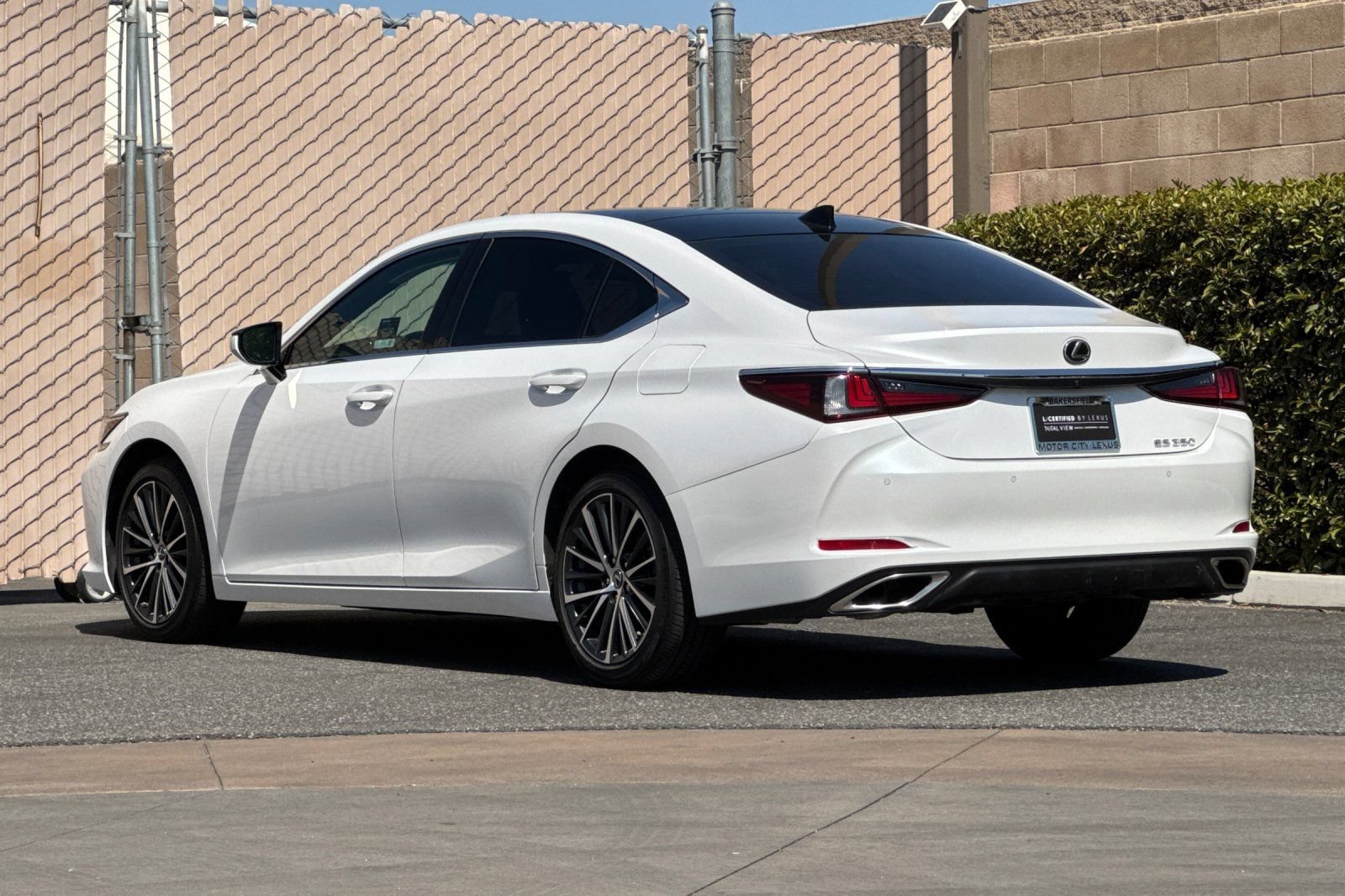 Certified 2025 Lexus ES 350 w/ Premium Package FWD image 6