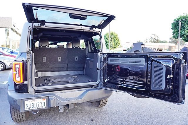 Used 2025 Ford Bronco Outer Banks image 13