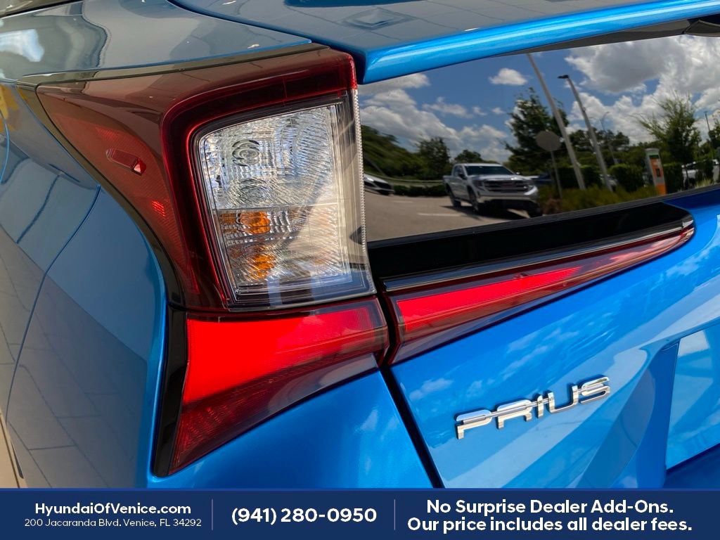 Used 2022 Toyota Prius LE FWD image 51