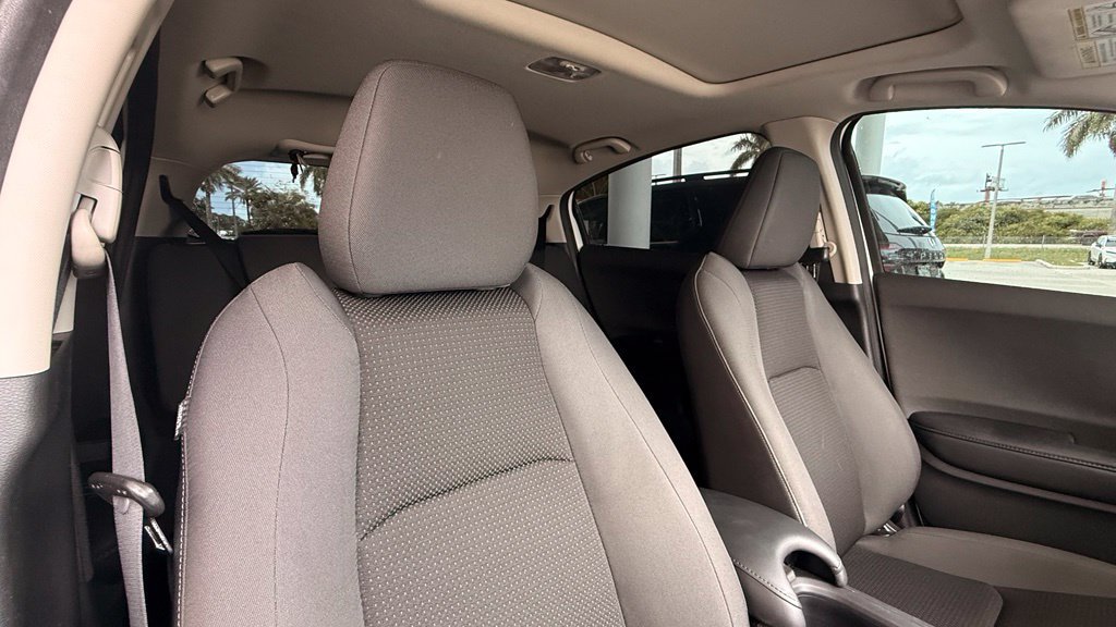 Used 2021 Honda HR-V EX image 9